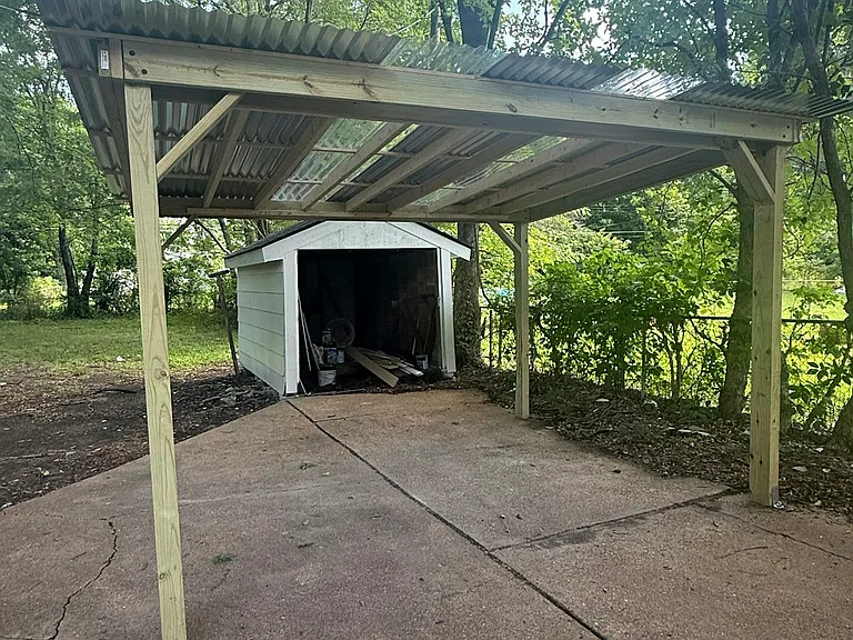 332 Flynn Rd — Photo 8