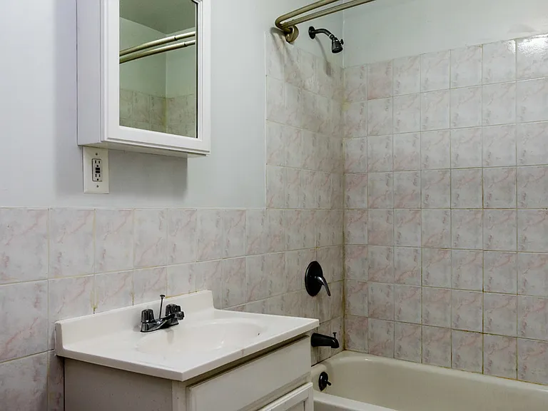 229 Jefferson St #2R — Photo 10