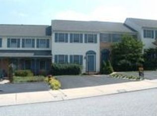 160 Robin Hill Cir, York, PA 17404