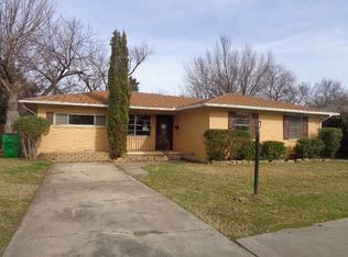 1713 Heather Rd, Gainesville, TX 76240