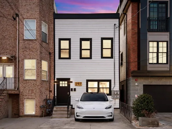 297 New York Ave, Jersey City, NJ 07307