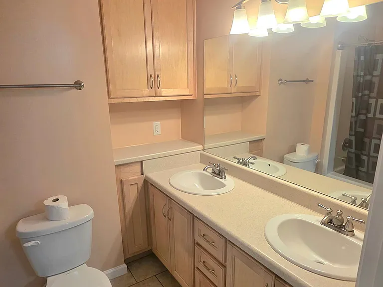 7213 Chipewa St — Photo 13