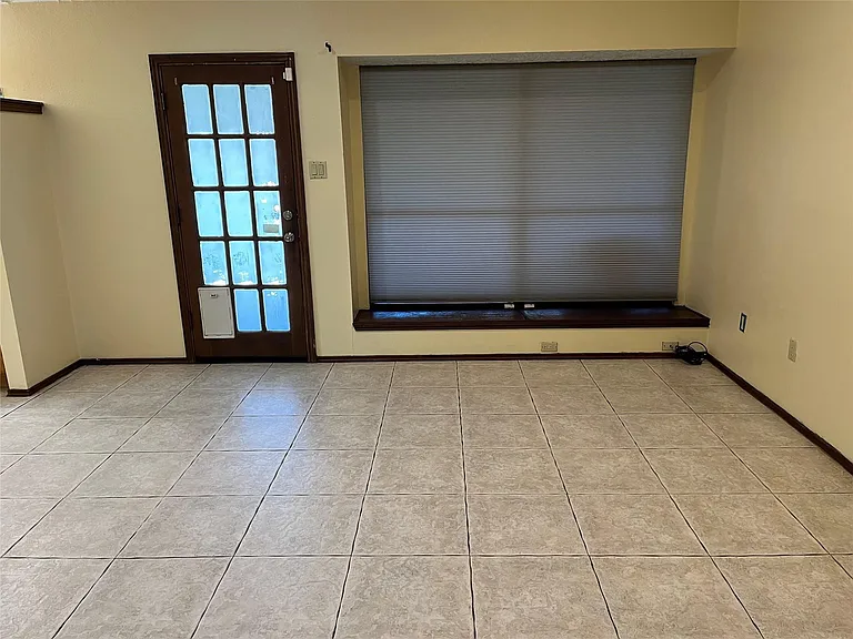 3605 Trailwood Dr — Photo 6