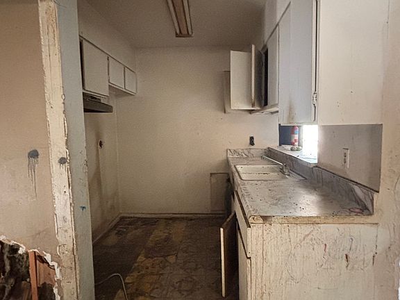 5th image of 8903 PRAIRIE HILL ST