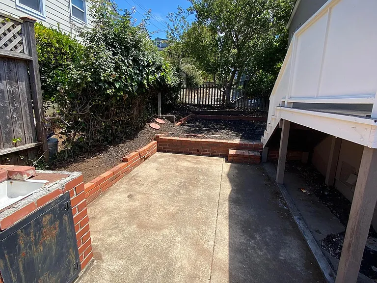 25 Stratford Rd — Photo 44