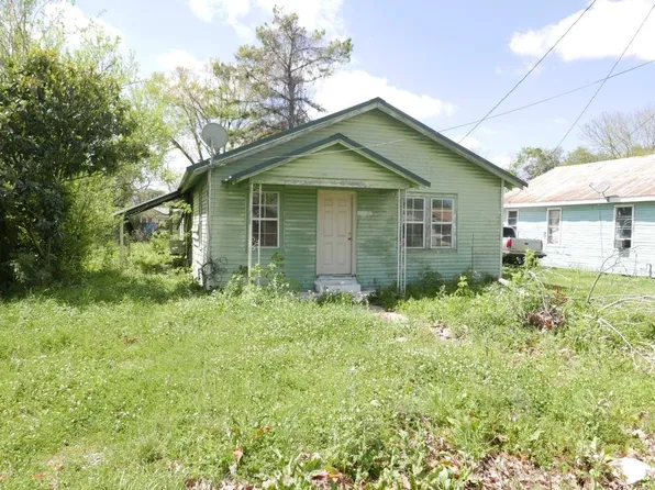 110 S Sycamore St, Bunkie, LA 71322