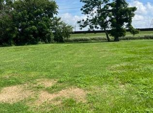 8425 Hermitage Dr, Chalmette, LA 70043