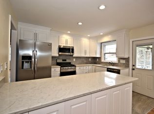 16 Willow St, West Harrison, NY 10604