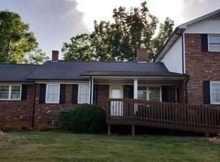 313 Vannoy Maxwell Rd, Purlear, NC 28665