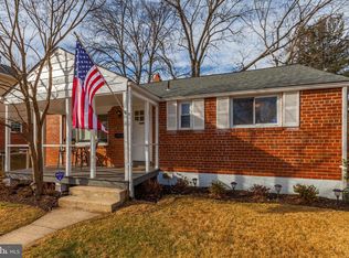 4505 Bayne St, Rockville, MD 20853