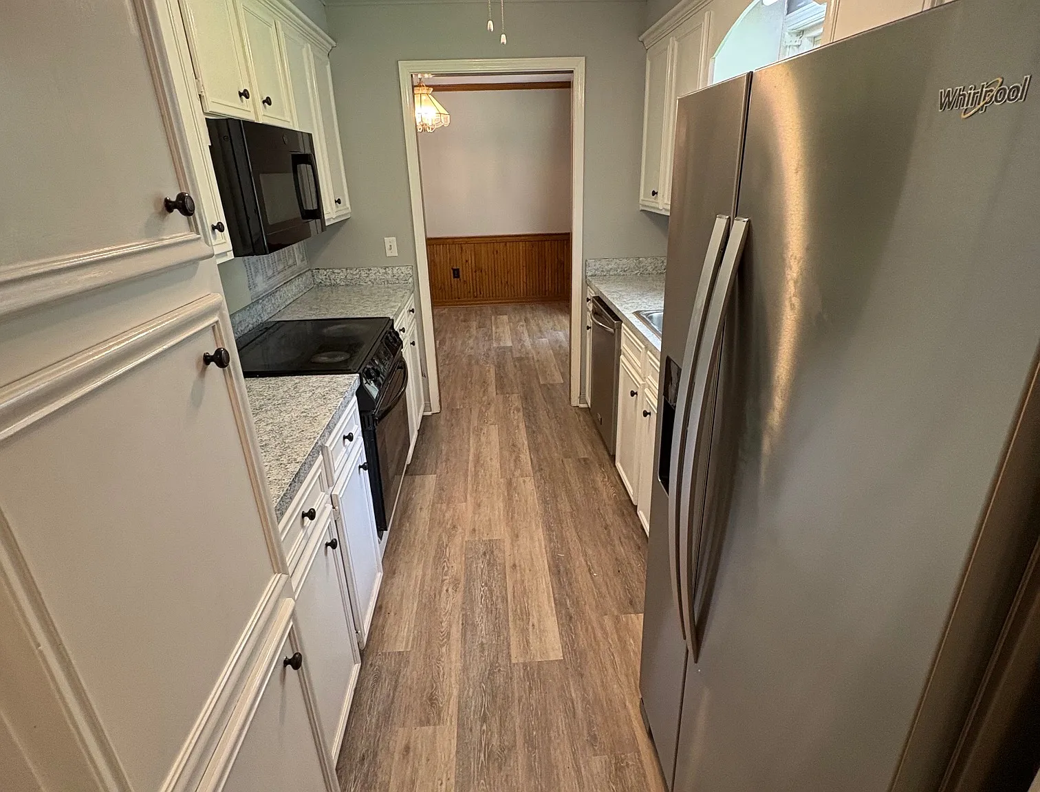 3 bed, 1451 sqft, $2,000 — Photo 2