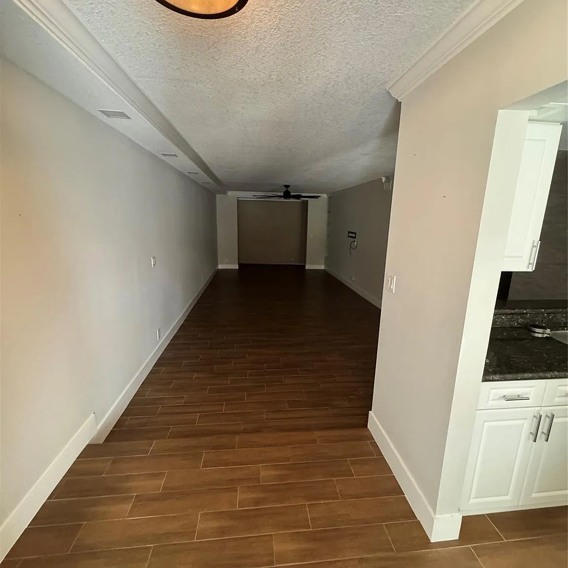 2 bed, 2.0 bath, 1300 sqft, $3,200 — Photo 3