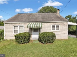 1355 Butter Ln, Reading, PA 19606