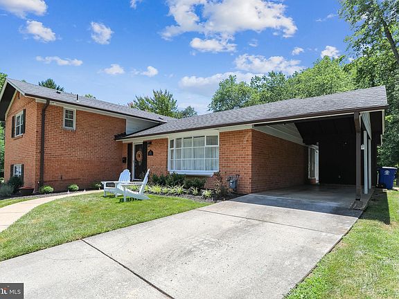 5th image of 6900 Tilden Ln