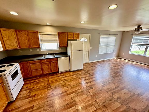558 Broadway Apt 9 - Open Space Floor Plan Kitchen & Living Area