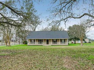 24141 Jacocks Rd, Slaughter, LA 70777