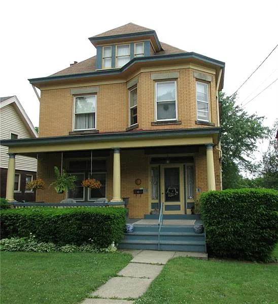 39 McMunn Ave photo 1