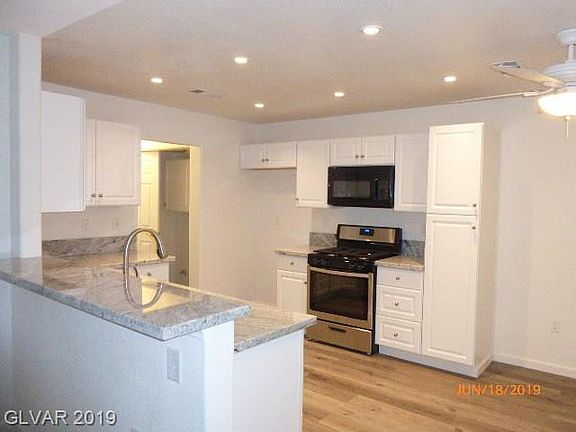3rd image of 4053 Cape Sand Dr