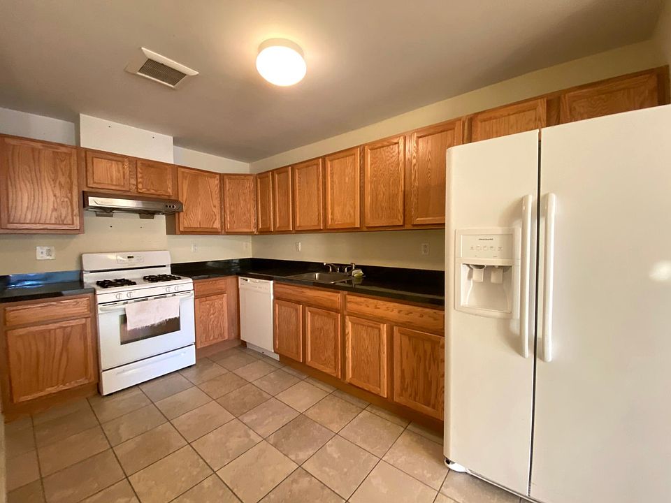 1st image of 112 Beach Way #2