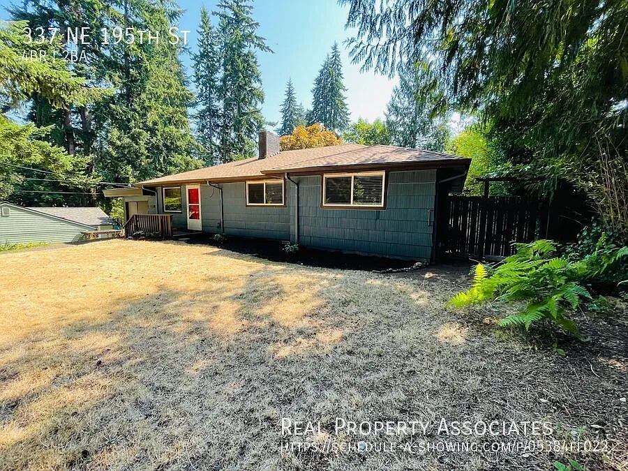 Pet friendly, Shoreline Rambler! — Photo 1