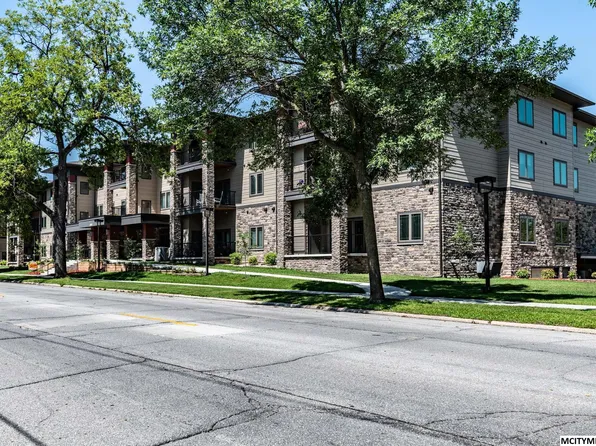 320 1st St NE #103, Mason City, IA 50401