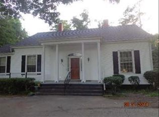 723 N Main St, Mullins, SC 29574