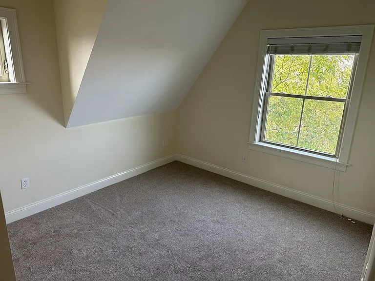 231 Douglas Ave #10 — Photo 8
