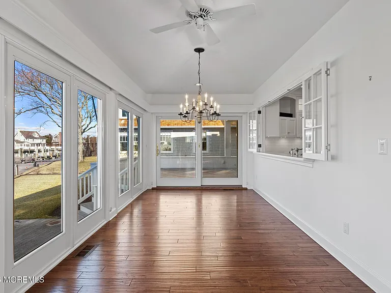 954 Barnegat Ln — Photo 40