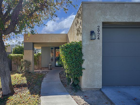 4th image of 2924 E Sunflower Cir