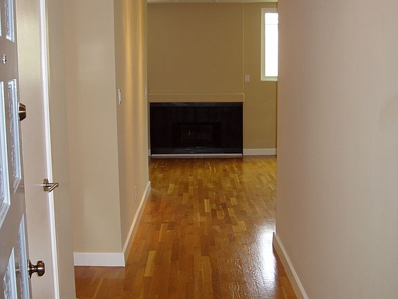 5th image of 530 South Barrington Avenue #308