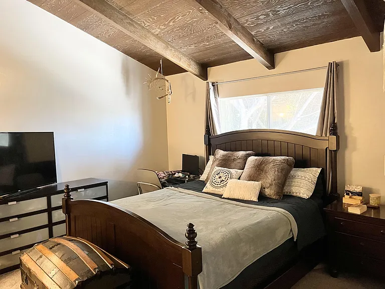 890 Peninsula St #4 — Photo 8