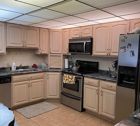 3rd image of 450 Plum Creek Dr #4113