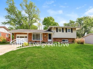 10698 Chelmsford Rd, Cincinnati, OH 45240