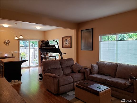 5th image of 6008 Illinois Ln SE Unit B