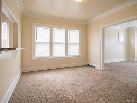 4th image of 1116 Maryland Ave Floor 2
