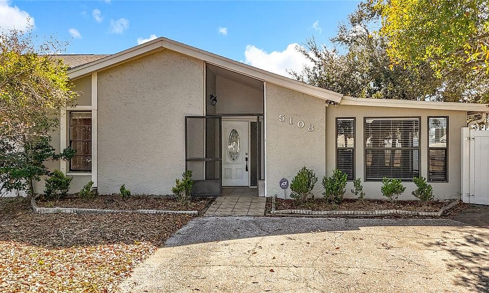 1st image of 5108 Ravensdale Way