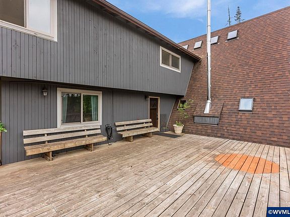 5th image of 28430 Kingsbury Rd