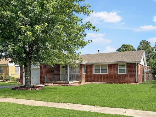 1614 W Greenfield St, Wichita, KS 67217