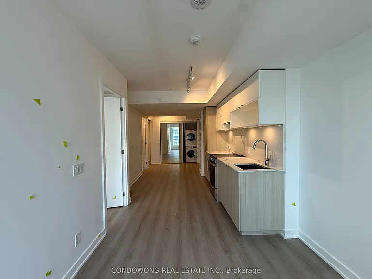 100 Queen St E #2317 — Photo 3