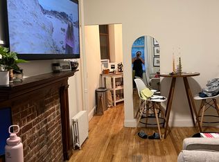 257 W 10th St APT 1W, New York, NY 10014