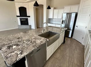 5236 Bullseye Rd NE, Rio Rancho, NM 87144