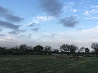 N Dresden Rd #3, Morris, IL 60450