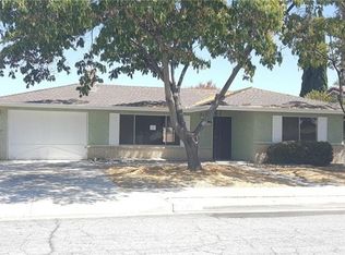 798 Topaz Ave, Hemet, CA 92543