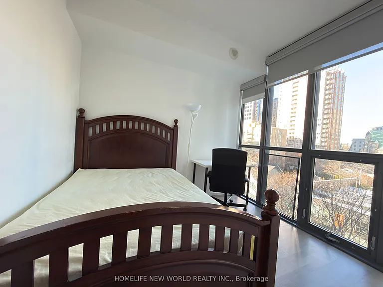 101 Charles St E #610 — Photo 9