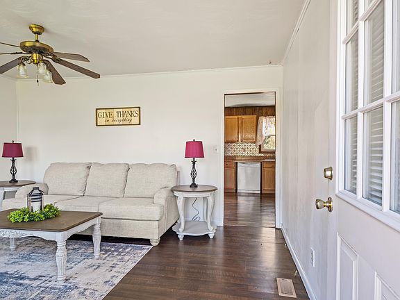 2nd image of 18017 Ridgeview Dr