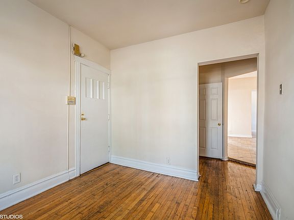 4th image of 1905 W Foster Ave #19151