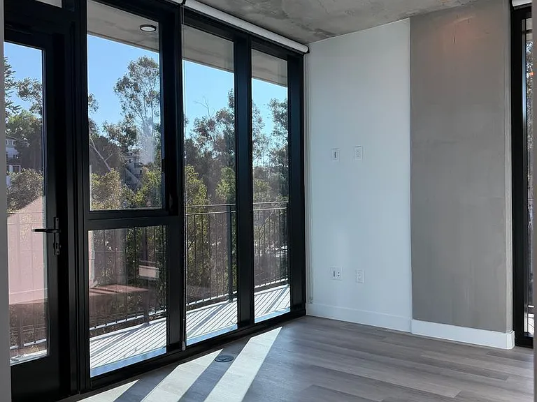 Rainford Apartments — Photo 107