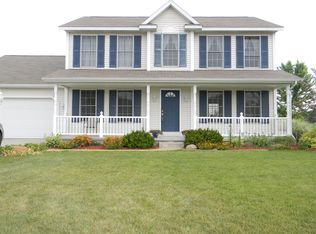 20361 Falcon Brook Ct, New Paris, IN 46553