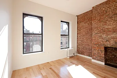 Rented by Apax Realty LLC