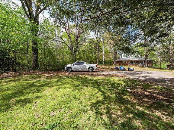 5th image of 161 Cindy Ln